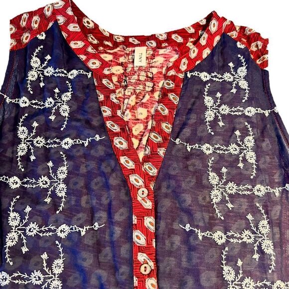 Anthropologie Tiny red navy cream silk embroidered sleeveless top XS - Picture 2 of 10